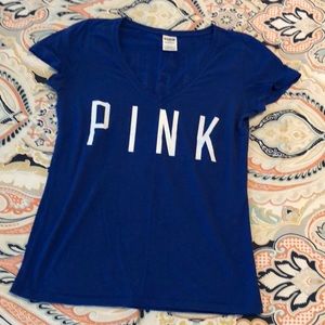 Pink shirt! Stealing bases with the braves